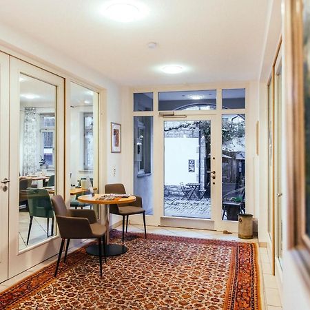 Готель Weingut Pastoriushaus - Artur Steinmann Зоммергаузен Екстер'єр фото